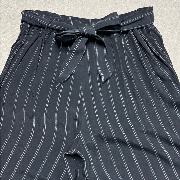 Aritzia Wilfred Faun Black Striped Wide Leg Rayon Crop Pants M - Picture 7 of 10